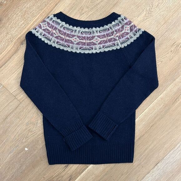 American Eagle Outfitters Blue Sweater with Purple Detail along Neckline (M) - Picture 3 of 5